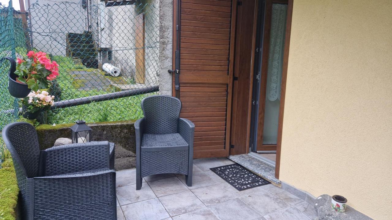 Casa Bat Apartment Mantello Exterior photo